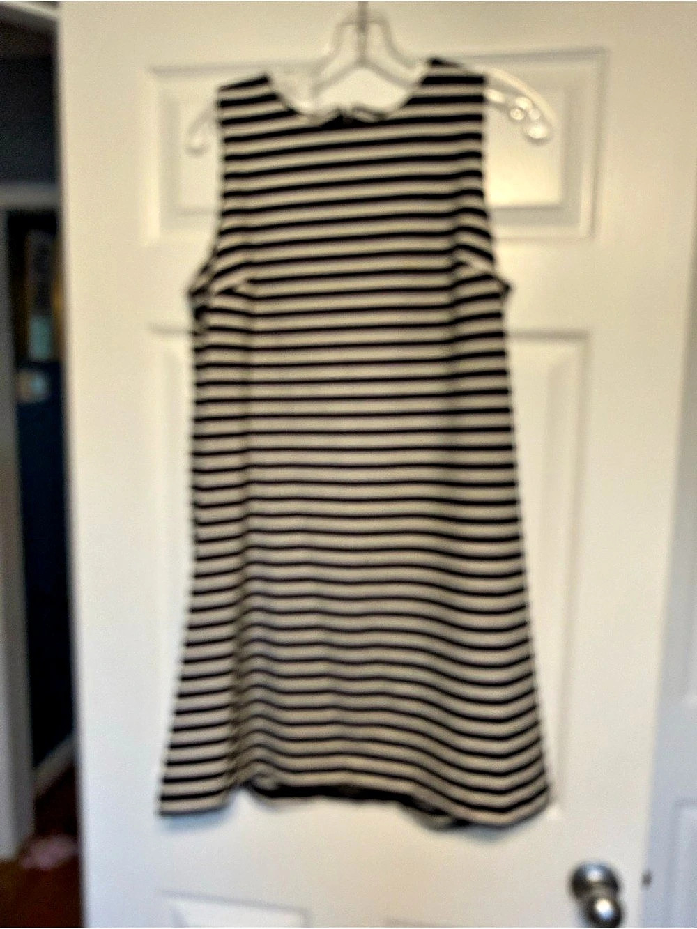 Old Navy Striped Midi Dress in Black & White Size Medium